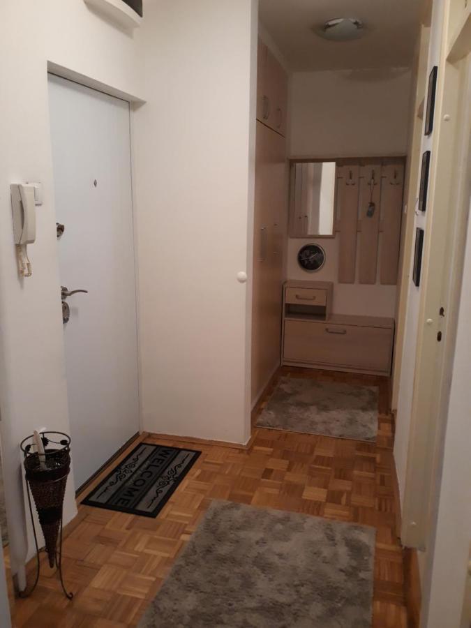 Apartamento Stan Banjica Belgrado Exterior foto
